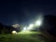 Camping i vildmarken illustration